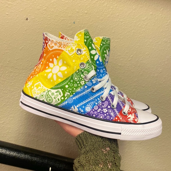 Converse rare rainbow pride all stars tapestry paisley high top sneakers - Picture 3 of 14